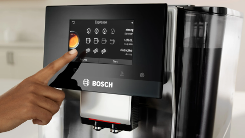 Bosch Serie 8 TQE80703 Tam Otomatik Espresso Makinesi