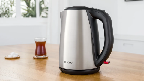 Bosch TTA5883 1800 W Çelik Demlikli Çay Makinesi