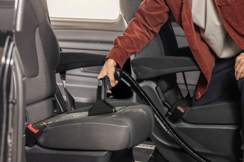 Karcher SE 5 Koltuk ve Halı Yıkama Makinesi