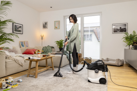 Karcher SE 5 Koltuk ve Halı Yıkama Makinesi